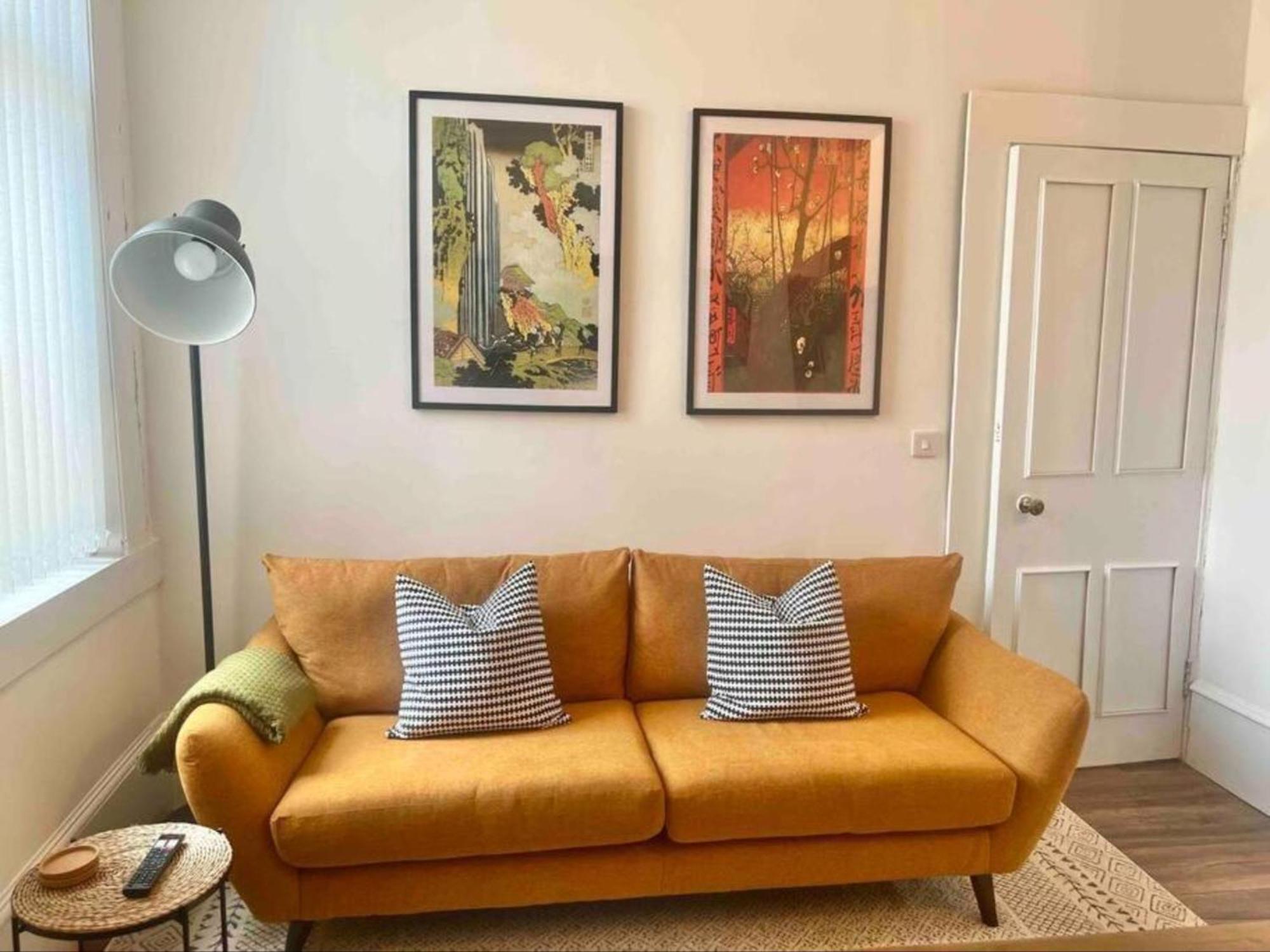 Spacious 3 Bedroom Home In Glasgow - Free Parking Екстер'єр фото